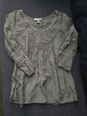 Anthropologie Olive-Gray Embroidered Scoop Tunic
